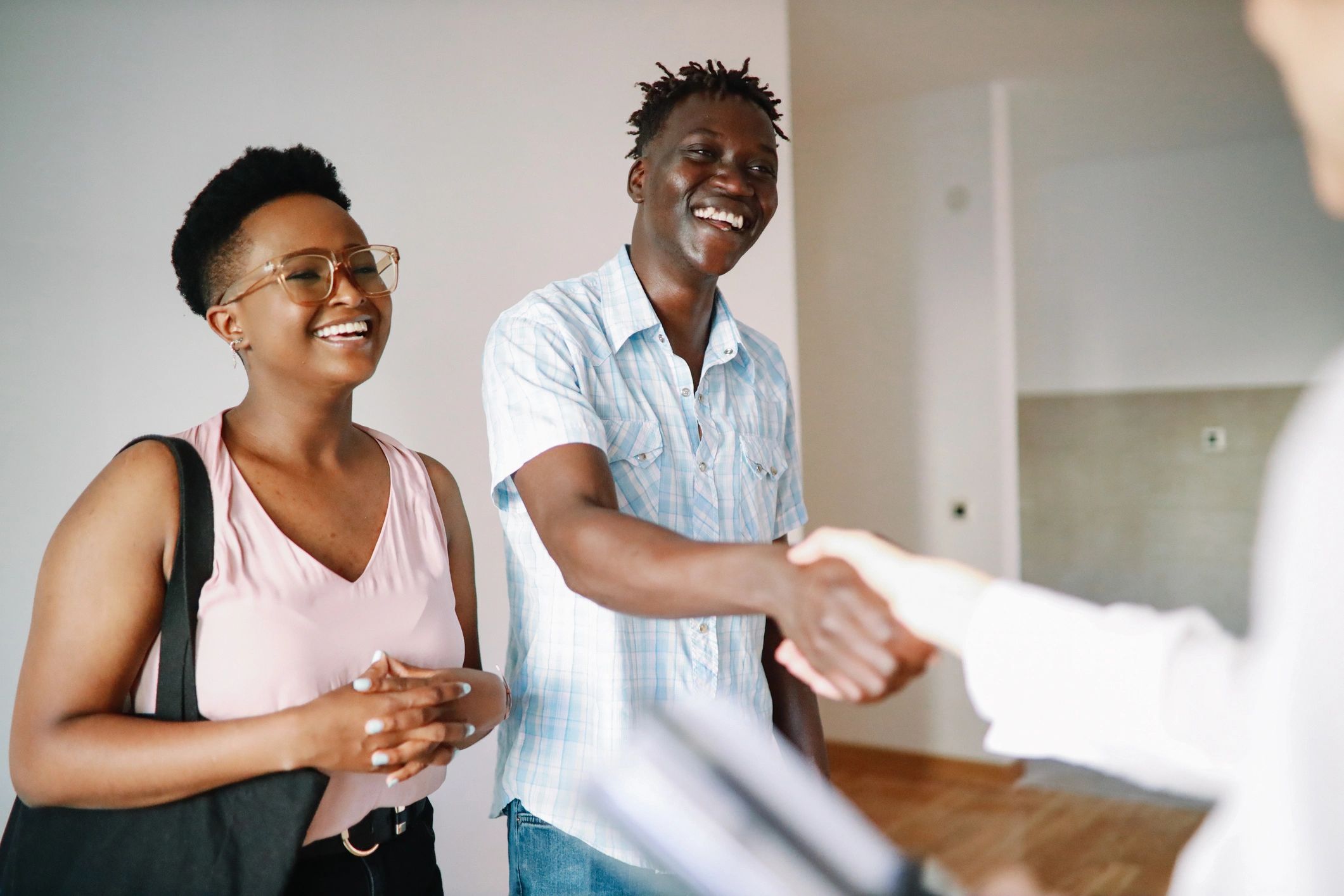 Agent speaking with prospective renters
